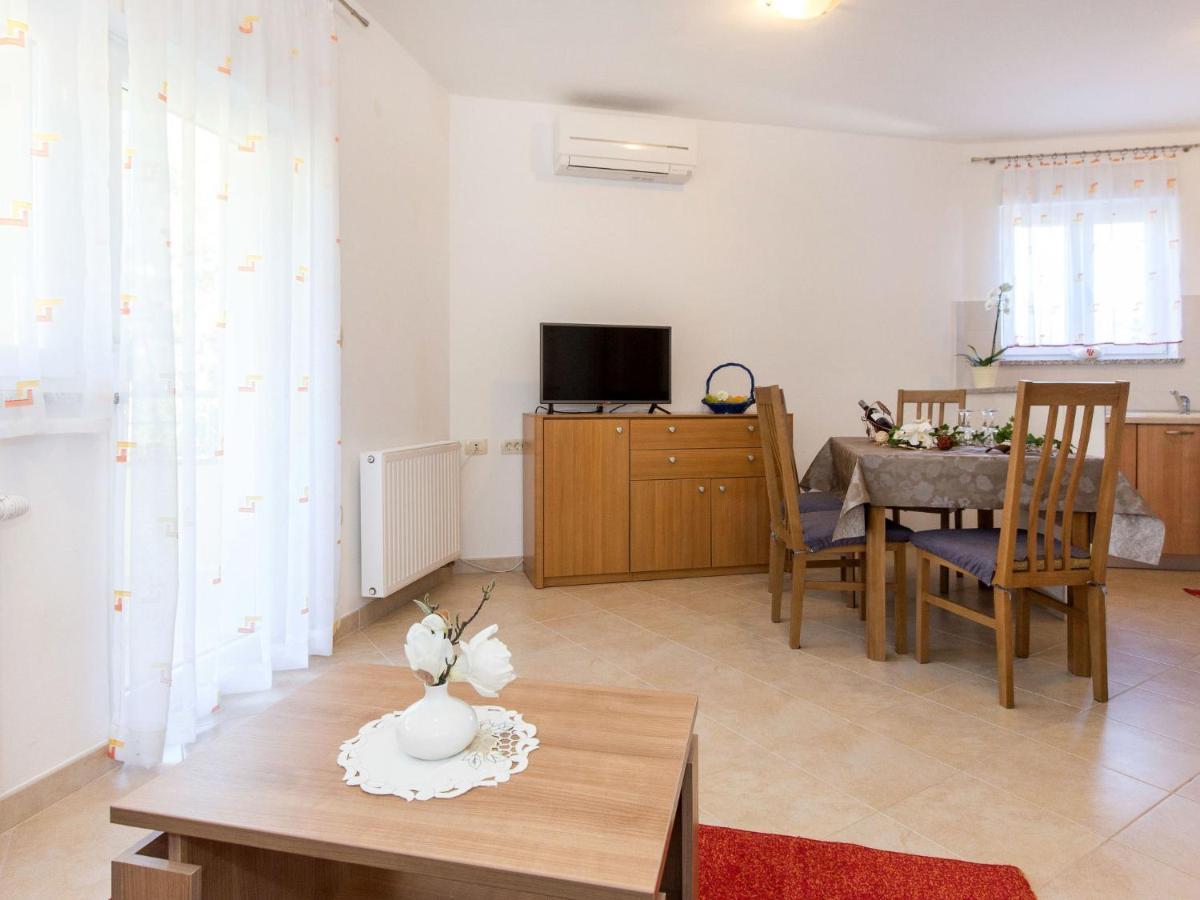 Apartment Andrea - Mod141 By Interhome Martina المظهر الخارجي الصورة